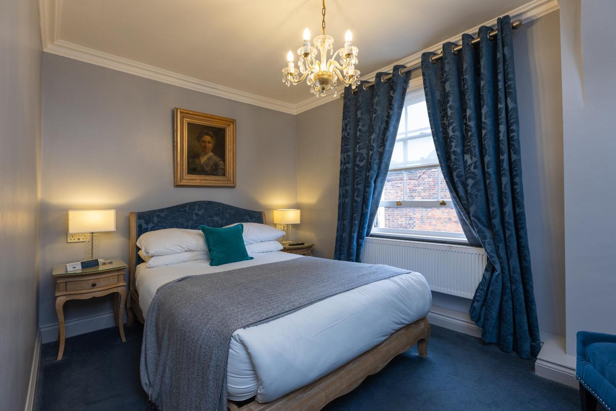 Blue Boar Hotel Maldon Extérieur photo